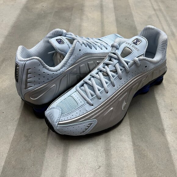 Nike Shox R4 Wmn's Blue Tint Racer Blue Metallic Silver AR3565 402 - New - Picture 1 of 6